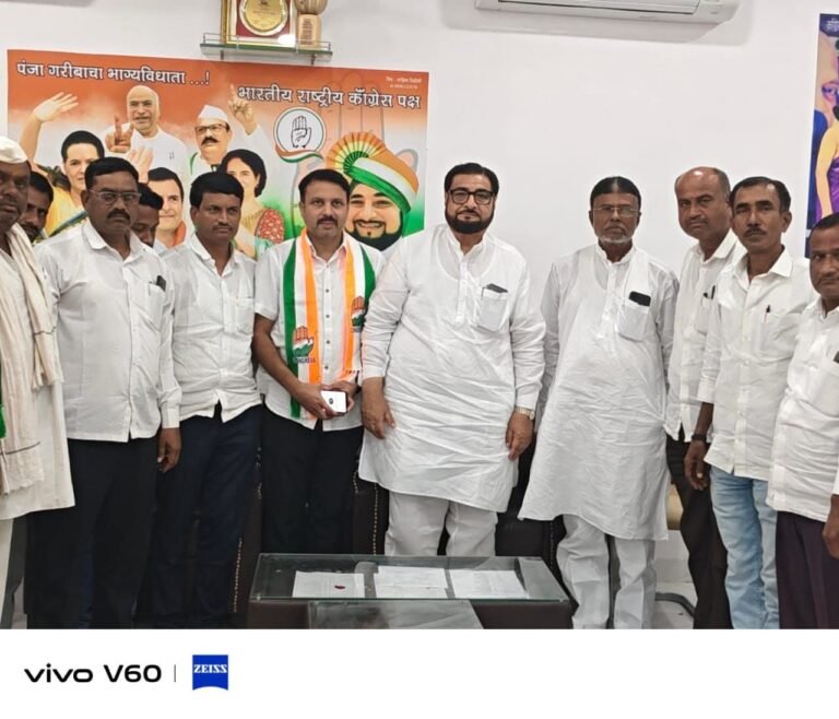 डॉ. जगदीश शिंदे यांचा काँग्रेस पक्षात प्रवेश