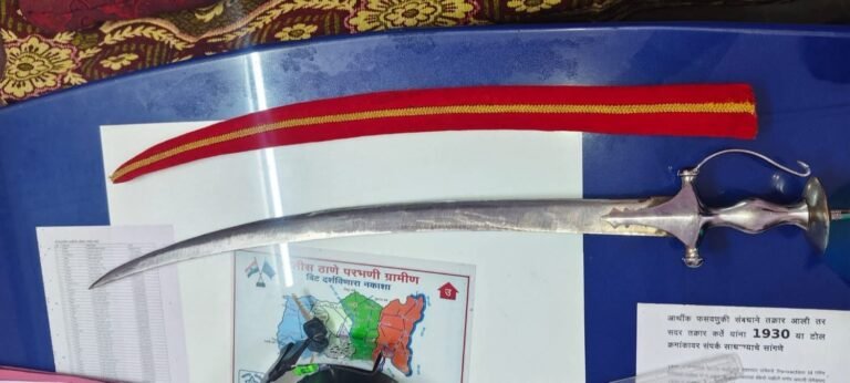 परभणी पोलिस ॲक्शन मोडवर  -कोम्बिंग ऑपरेशनमधून ६२ फरार आरोपी ताब्यात  -अवैध शस्त्र धारकांवर धाड ; संशयितांची घरझडती